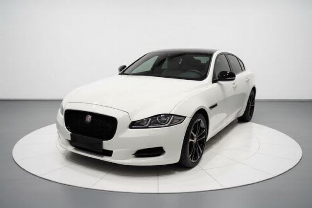 Used Jaguar XJ 2015 XJL 3.0 SC Two-Wheel-Drive Panoramic Business Edition