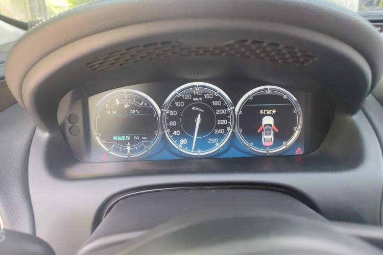 Used Jaguar XJ 2015 XJL 2.0T Two-Wheel-Drive Elegant Business Edition Instrument Cluster