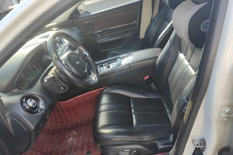 Used Jaguar XJ 2015 XJL 2.0T Elegance Business 80th Anniversary Limited Edition Left Front Seat