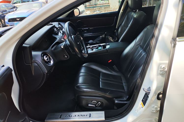 Used Jaguar XJ 2015 XJL 2.0T Elegance Business 80th Anniversary Limited Edition Left Front Seat