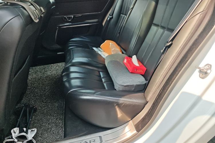 Used Jaguar XJ 2015 XJL 3.0 SC Elegant Business 80th Anniversary Limited Edition Left Rear Seat