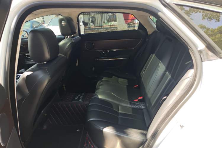 Used Jaguar XJ 2015 XJL 2.0T Elegance Business 80th Anniversary Limited Edition Left Rear Seat