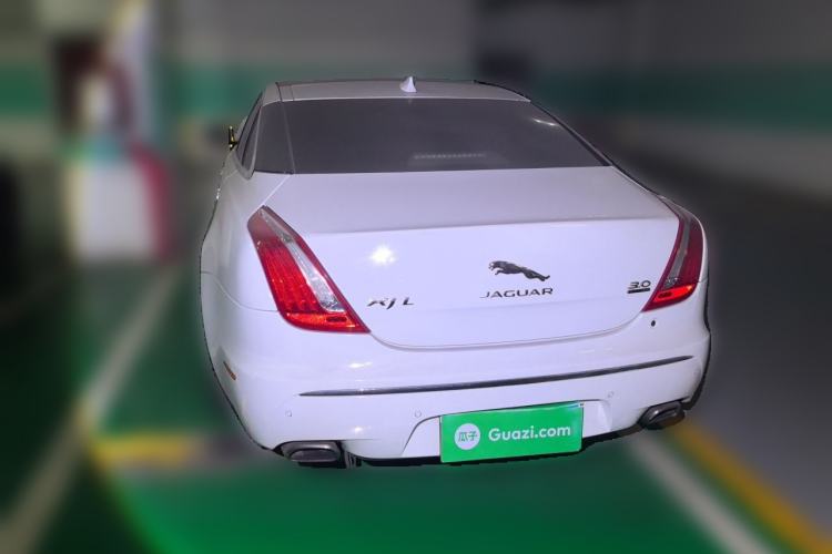 Used Jaguar XJ 2015 XJL 2.0T Two-Wheel-Drive Elegant Business Edition Rear