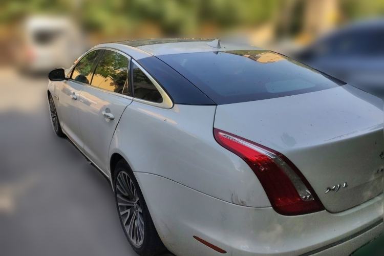 Used Jaguar XJ 2015 XJL 3.0 SC Four-Wheel Drive Panoramic Business Edition Rear Left 45 Deg