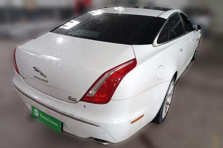 Used Jaguar XJ 2015 XJL 3.0 SC Four-Wheel Drive Panoramic Business Edition Rear Right 45 Deg