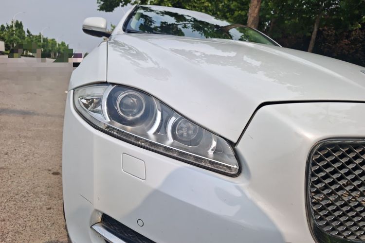 Used Jaguar XJ 2015 XJL 3.0 SC Elegant Business 80th Anniversary Limited Edition Right Front Headlight