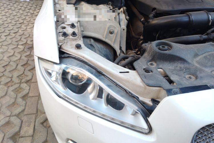 Used Jaguar XJ 2015 XJL 2.0T Elegance Business 80th Anniversary Limited Edition Right Front Headlight