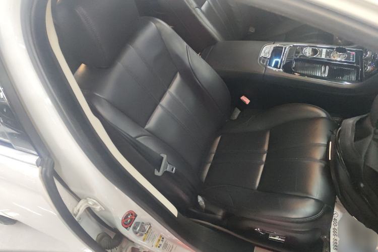 Used Jaguar XJ 2015 XJL 2.0T Elegance Business 80th Anniversary Limited Edition Right Front Seat