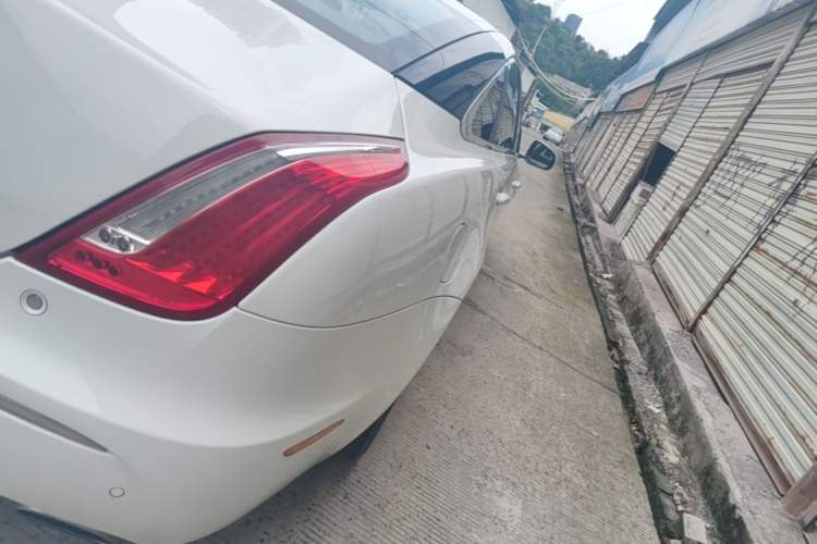 Used Jaguar XJ 2015 XJL 2.0T Elegance Business 80th Anniversary Limited Edition Right Rear Taillight