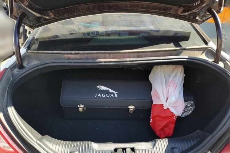 Used Jaguar XJ 2015 XJL 3.0 SC Four-Wheel Drive Luxury Business Edition Trunk