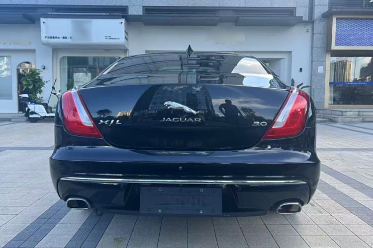 Used Jaguar XJ 2016 XJL 3.0 SC Two-Wheel-Drive Elegant Business Edition Exterior 1