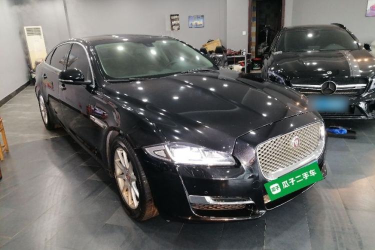 Used Jaguar XJ 2016 XJL 2.0T Two-Wheel-Drive Elegant Business Edition Exterior 1