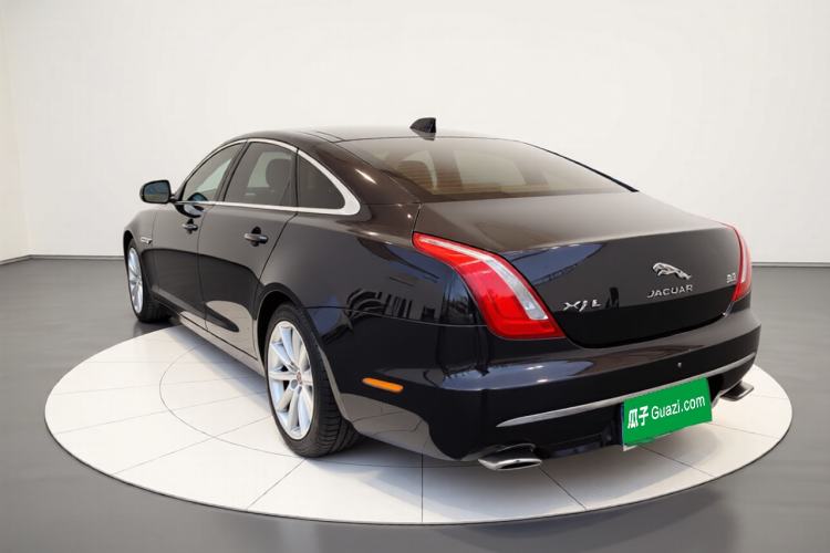 Used Jaguar XJ 2016 XJL 3.0 SC Four-Wheel Drive Panoramic Business Edition Exterior 2