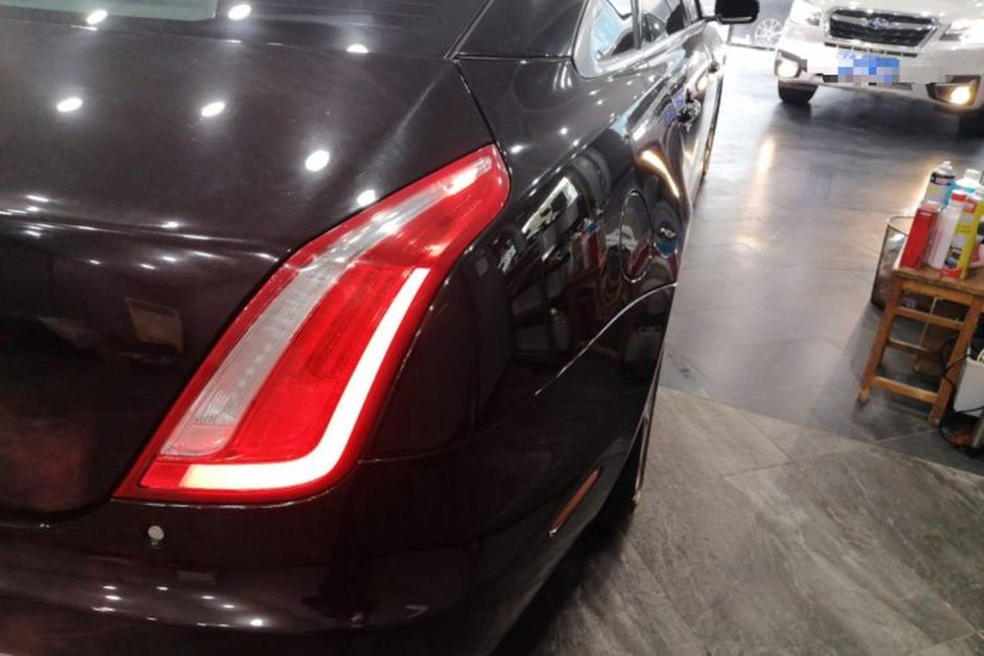 Used Jaguar XJ 2016 XJL 2.0T Two-Wheel-Drive Elegant Business Edition Exterior 3