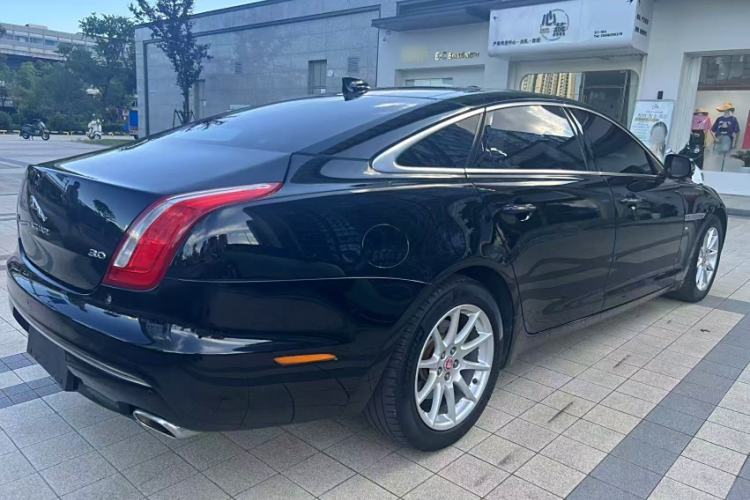 Used Jaguar XJ 2016 XJL 3.0 SC Two-Wheel-Drive Elegant Business Edition Exterior 5