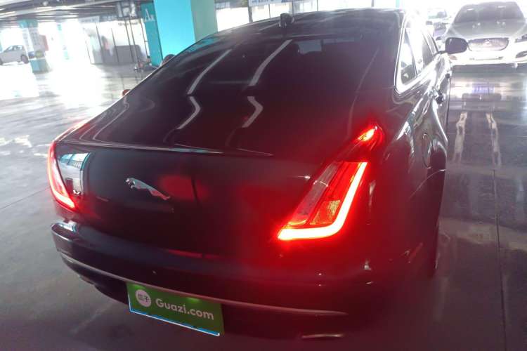 Used Jaguar XJ 2016 XJL 2.0T Two-Wheel-Drive Elegant Business Edition Rear