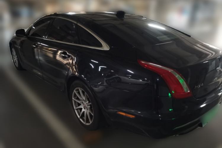Used Jaguar XJ 2016 XJL 2.0T Two-Wheel-Drive Elegant Business Edition Rear Left 45 Deg