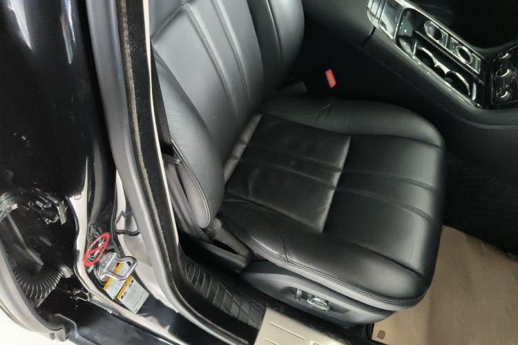 Used Jaguar XJ 2016 XJL 3.0 SC Two-Wheel-Drive Elegant Business Edition Right Front Seat