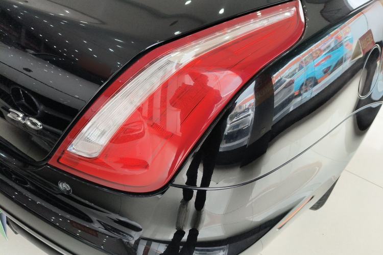 Used Jaguar XJ 2016 XJL 3.0 SC Two-Wheel-Drive Elegant Business Edition Right Rear Taillight