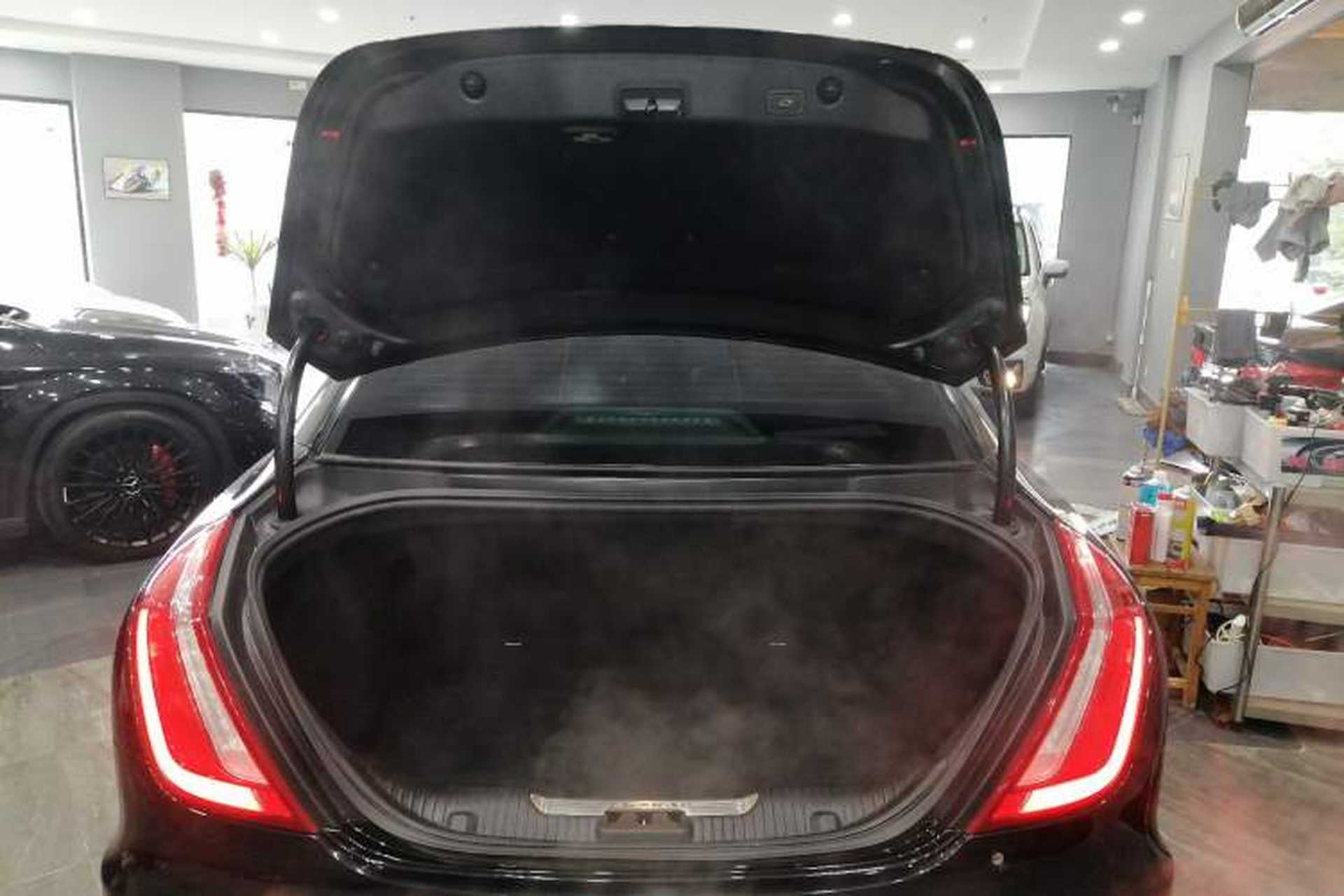 Used Jaguar XJ 2016 XJL 2.0T Two-Wheel-Drive Elegant Business Edition Trunk