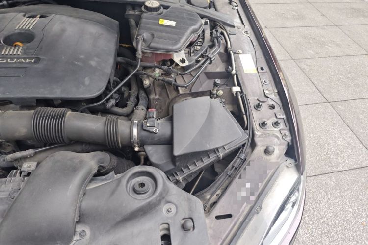 Used Jaguar XJ 2016 XJL 2.0T Two-Wheel-Drive Elegant Business Edition Engine Bay Left