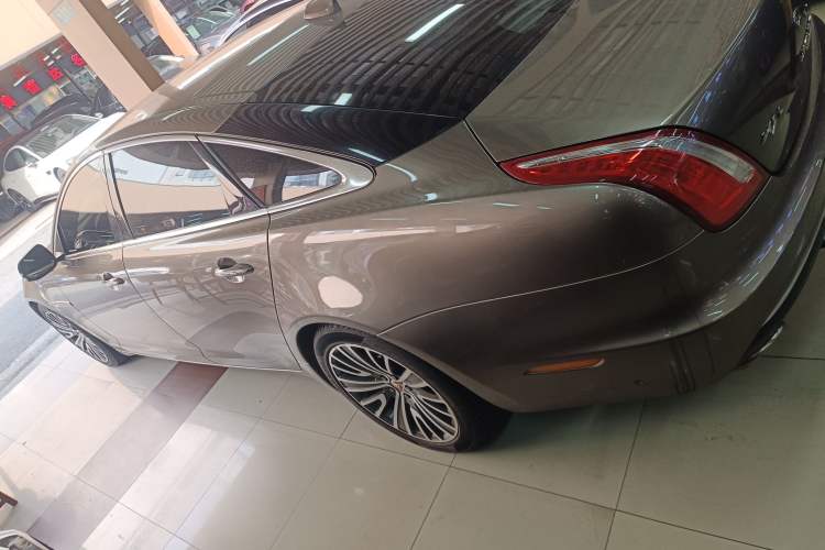 Used Jaguar XJ 2016 XJL 3.0 SC Two-Wheel-Drive Elegant Business Edition Exterior 3