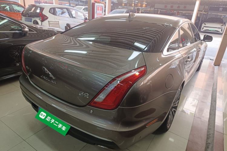 Used Jaguar XJ 2016 XJL 3.0 SC Two-Wheel-Drive Elegant Business Edition Exterior 5