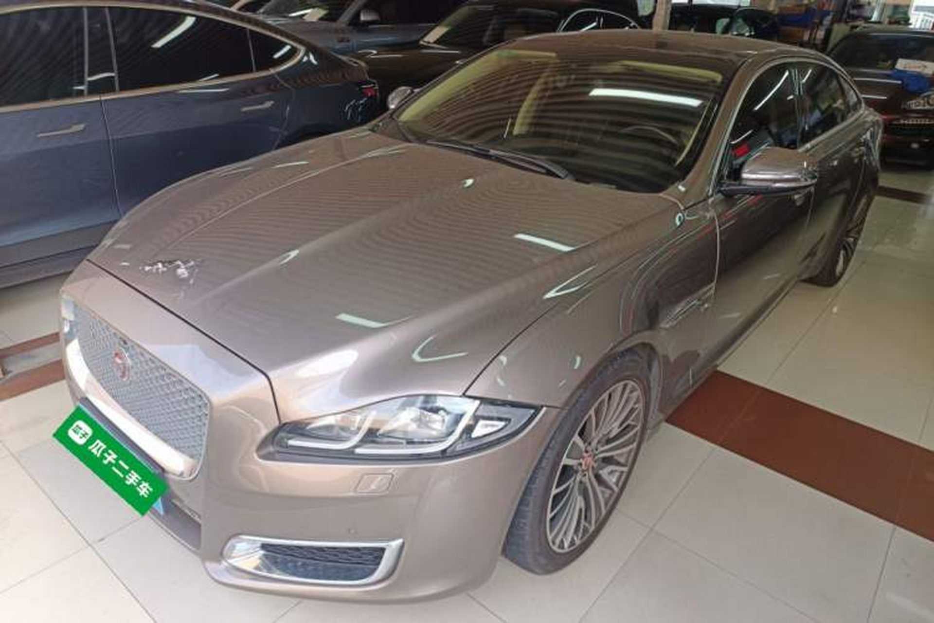 Used Jaguar XJ 2016 XJL 3.0 SC Two-Wheel-Drive Elegant Business Edition Front Left 45 Deg