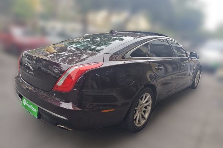 Used Jaguar XJ 2016 XJL 2.0T Two-Wheel-Drive Elegant Business Edition Rear Right 45 Deg