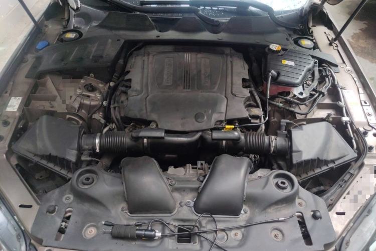 Used Jaguar XJ 2016 XJL 3.0 SC Two-Wheel-Drive Elegant Business Edition Engine Bay