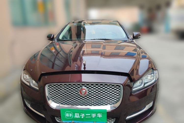 Used Jaguar XJ 2016 XJL 2.0T Two-Wheel-Drive Elegant Business Edition Front
