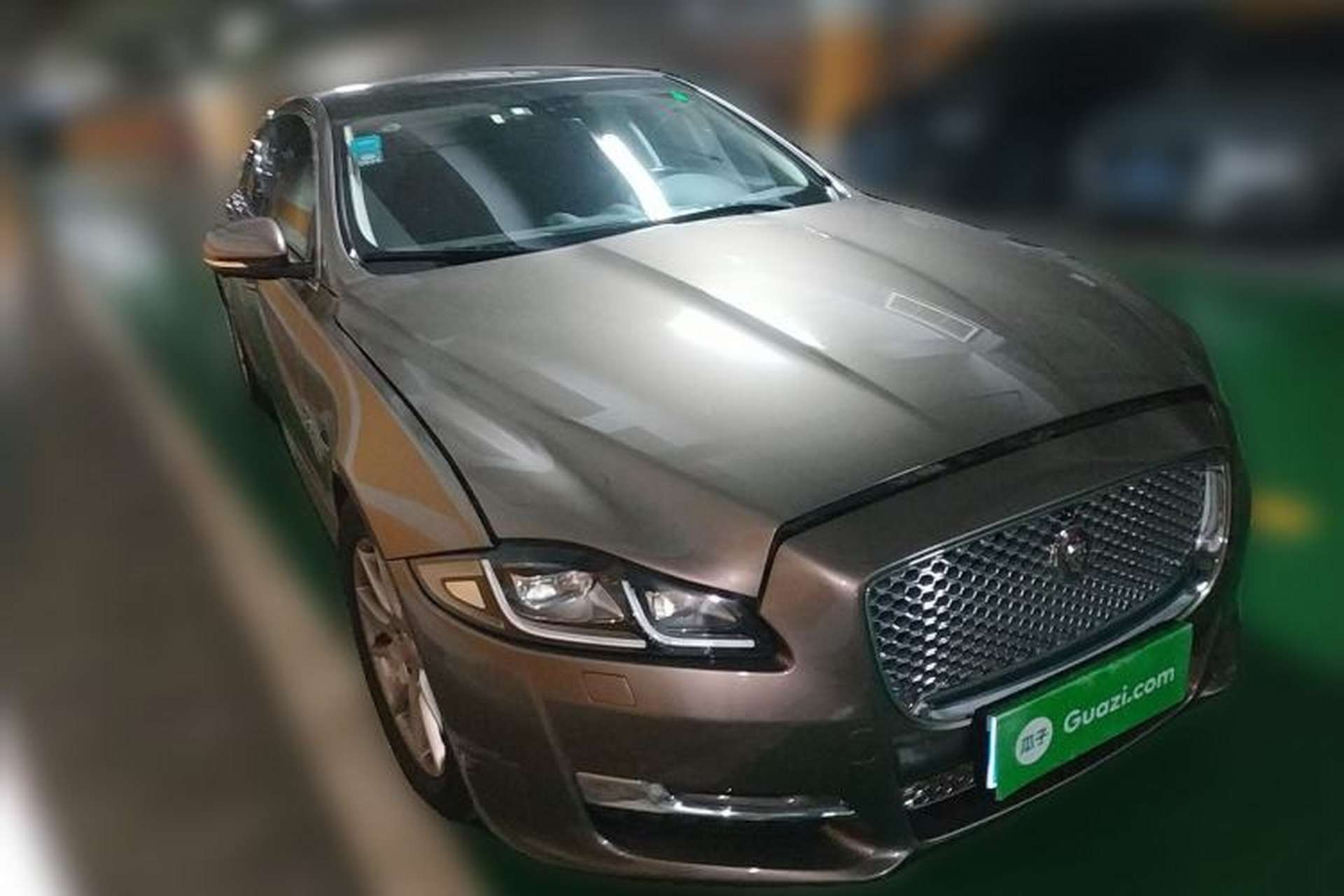 Used Jaguar XJ 2016 XJL 3.0 SC Two-Wheel-Drive Elegant Business Edition Front Right 45 Deg