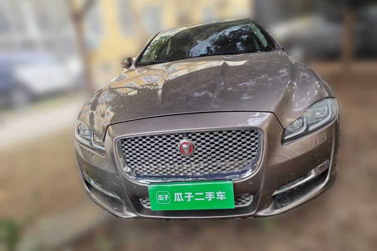 Used Jaguar XJ 2016 XJL 3.0 SC Four-Wheel Drive Panoramic Business Edition Front