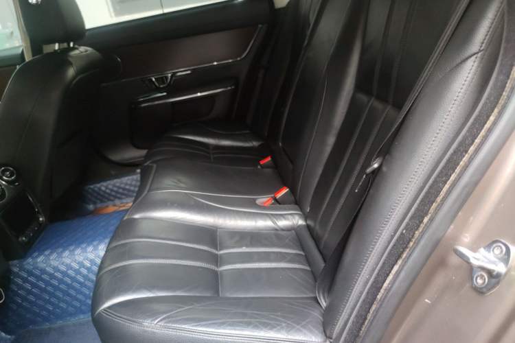 Used Jaguar XJ 2016 XJL 3.0 SC Two-Wheel-Drive Elegant Business Edition Left Rear Seat