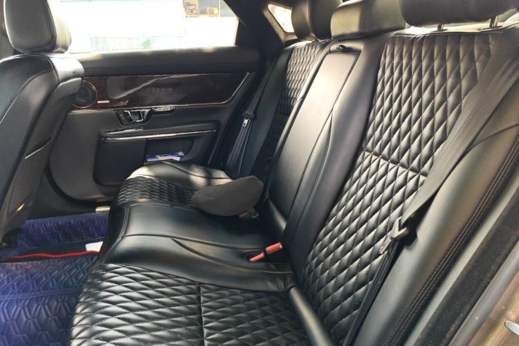 Used Jaguar XJ 2016 XJL 3.0 SC Two-Wheel-Drive Elegant Business Edition Left Rear Seat