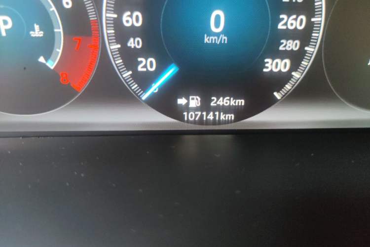 Used Jaguar XJ 2016 XJL 3.0 SC Two-Wheel-Drive Elegant Business Edition Odometer Close Up