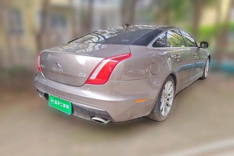 Used Jaguar XJ 2016 XJL 3.0 SC Four-Wheel Drive Panoramic Business Edition Rear Right 45 Deg