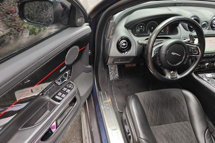 Used Jaguar XJ 2016 XJL 3.0 SC Four-Wheel Drive Panoramic Business Edition Driver Seat