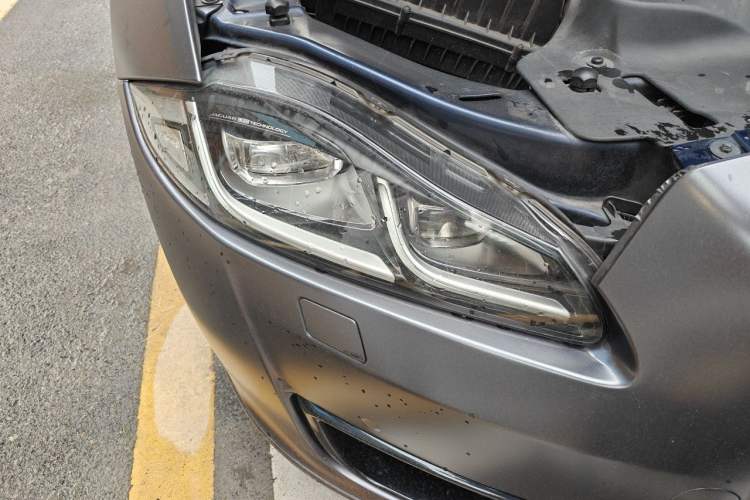 Used Jaguar XJ 2016 XJL 3.0 SC Four-Wheel Drive Panoramic Business Edition Right Front Headlight