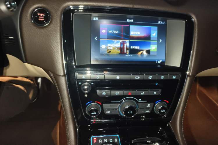 Used Jaguar XJ 2016 XJL 3.0 SC Two-Wheel-Drive Elegant Business Edition Audio And AC Panel