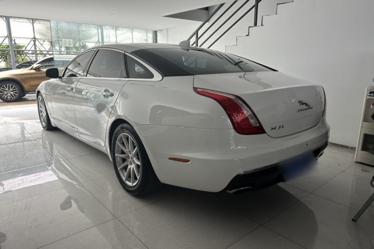 Used Jaguar XJ 2016 XJL 3.0 SC Two-Wheel-Drive Elegant Business Edition Exterior 2