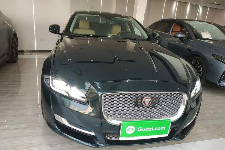 Used Jaguar XJ 2016 XJL 3.0 SC Two-Wheel-Drive Elegant Business Edition Front