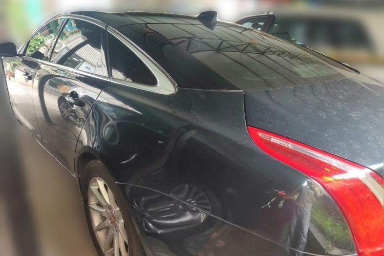 Used Jaguar XJ 2016 XJL 2.0T Two-Wheel-Drive Elegant Business Edition Rear Left 45 Deg