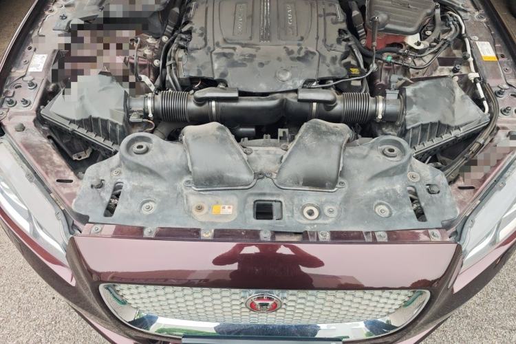 Used Jaguar XJ 2016 XJL 3.0 SC Two-Wheel-Drive Elegant Business Edition Engine Bay