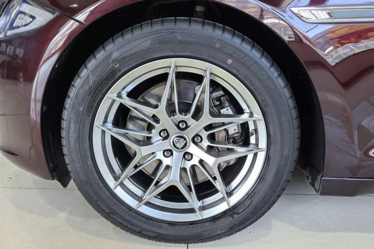 Used Jaguar XJ 2016 XJL 2.0T Two-Wheel-Drive Elegant Business Edition Exterior 7