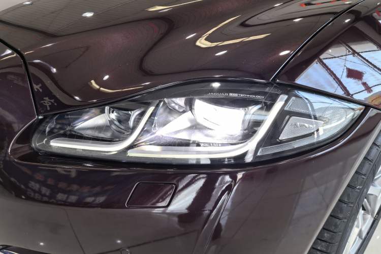 Used Jaguar XJ 2016 XJL 2.0T Two-Wheel-Drive Elegant Business Edition Left Front Headlight