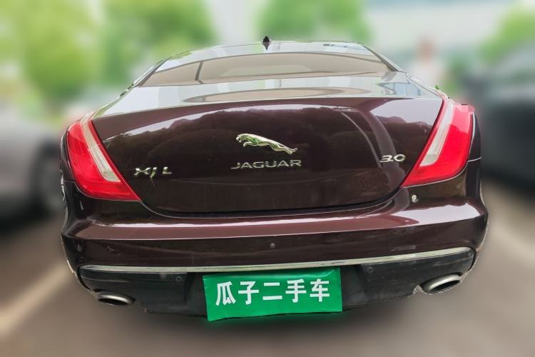 Used Jaguar XJ 2016 XJL 3.0 SC Two-Wheel-Drive Elegant Business Edition Rear