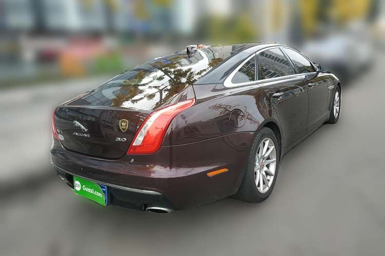 Used Jaguar XJ 2016 XJL 3.0 SC Two-Wheel-Drive Elegant Business Edition Rear Right 45 Deg