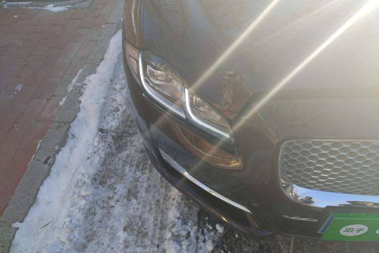 Used Jaguar XJ 2016 XJL 3.0 SC Four-Wheel Drive Panoramic Business Edition Right Front Headlight