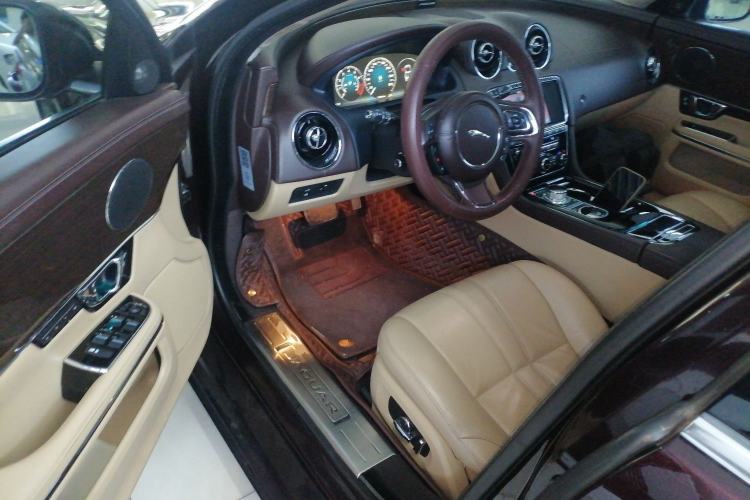 Used Jaguar XJ 2016 XJL 2.0T Two-Wheel-Drive Elegant Business Edition Driver Seat